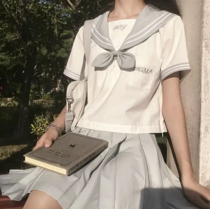 舒莎摇摇